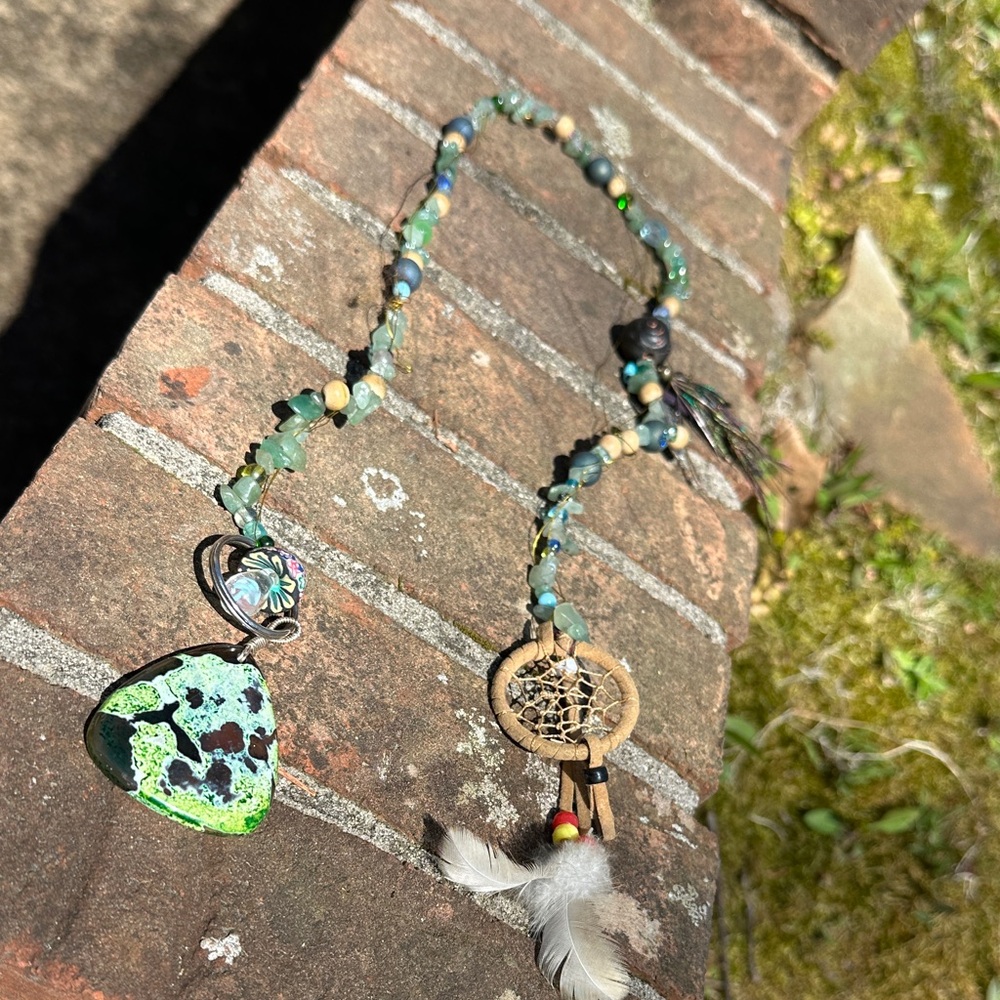 Green Turquoise Bead Necklace with Dreamcatcher and Feather Pendant